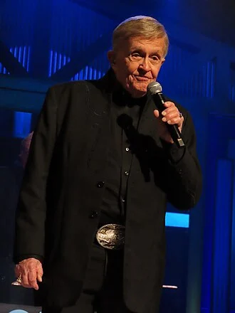 Bill Anderson height profile photo