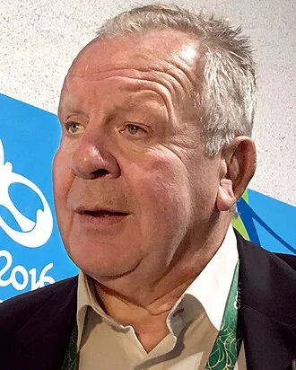 Bill Beaumont height profile photo
