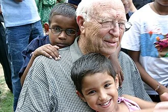 Bill Gates Sr. height profile photo