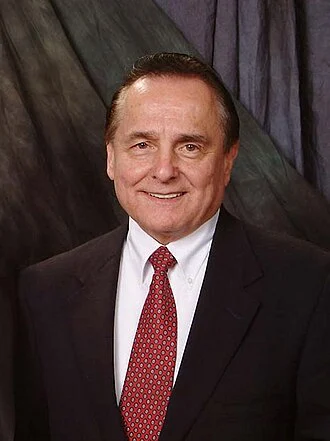 Bill Gothard height profile photo