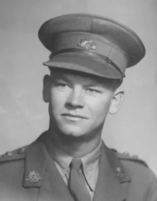 Bill Grayden height profile photo