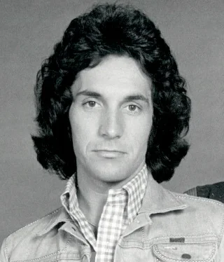 Bill Hudson (singer) height profile photo
