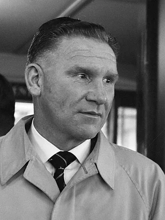 Bill Nicholson (footballer) height profile photo