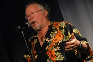 Bill Oddie height profile photo