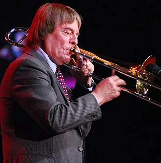 Bill Watrous height profile photo