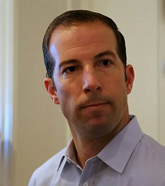 Billy Eppler height profile photo