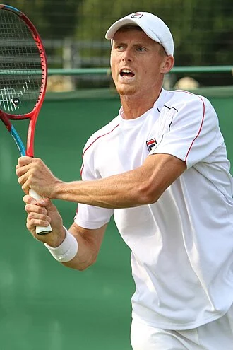 Billy Harris (tennis) height profile photo