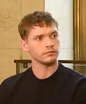 Billy Howle height profile photo