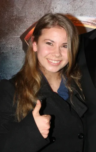 Bindi Irwin height profile photo