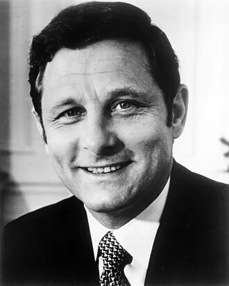 Birch Bayh height profile photo