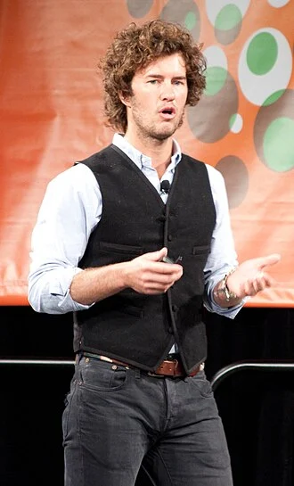 Blake Mycoskie height profile photo