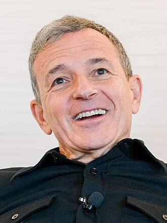 Bob Iger height profile photo