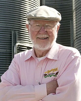 Bob Moore (executive) height profile photo