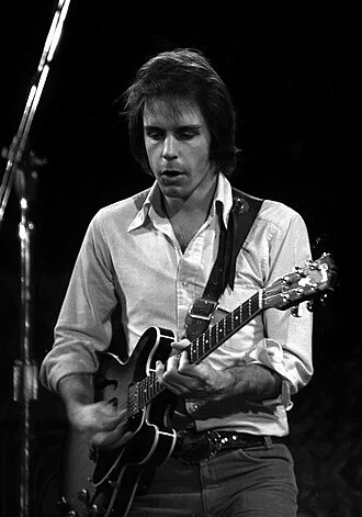 Bob Weir height profile photo