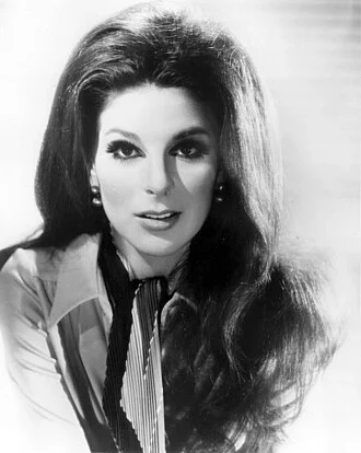 Bobbie Gentry height profile photo
