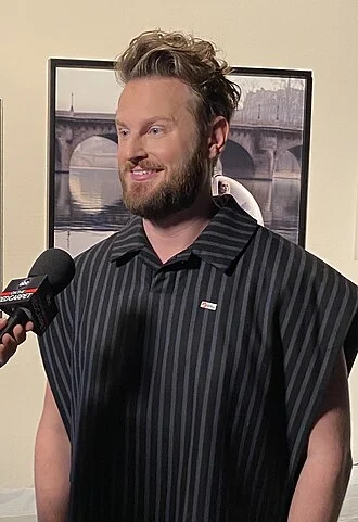 Bobby Berk height profile photo