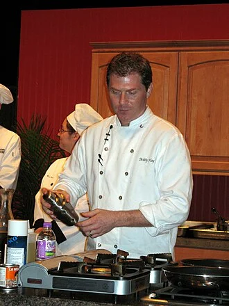 Bobby Flay height profile photo