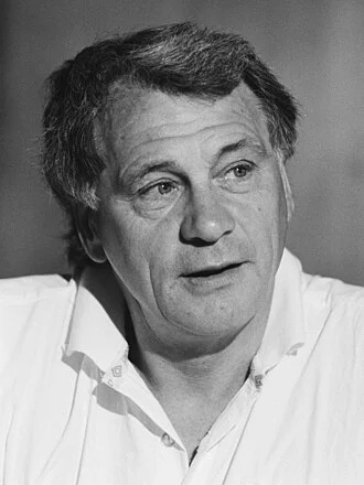 Bobby Robson height profile photo