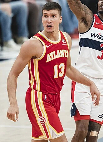 Bogdan Bogdanović (basketball) height profile photo