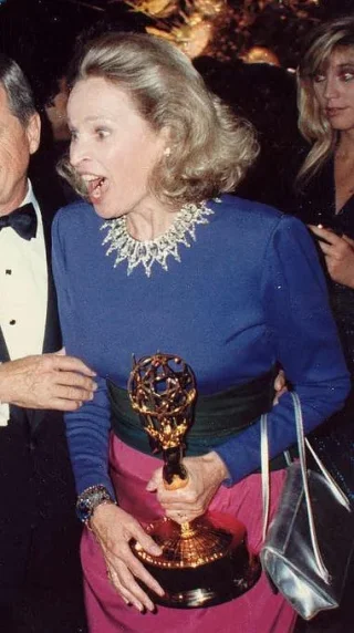 Bonnie Bartlett height profile photo