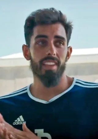 Borja Iglesias height profile photo