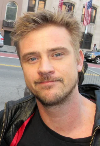 Boyd Holbrook height profile photo