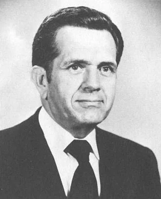 Boyd K. Packer height profile photo