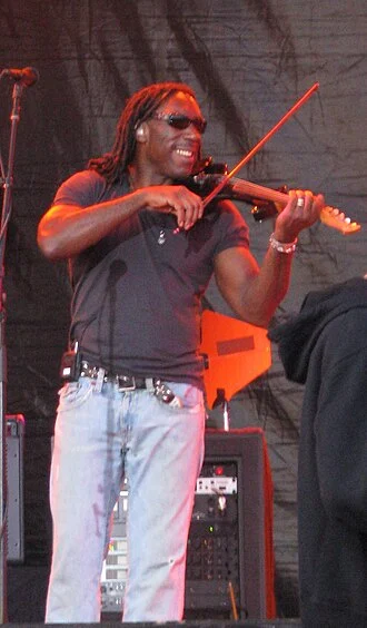 Boyd Tinsley height profile photo