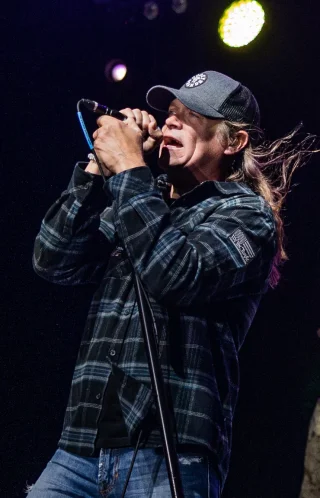Brad Arnold height profile photo