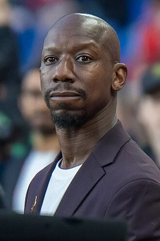 Bradley Wright-Phillips height profile photo
