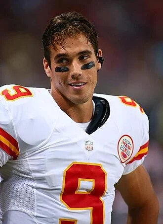 Brady Quinn height profile photo