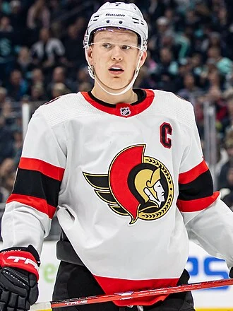 Brady Tkachuk height profile photo