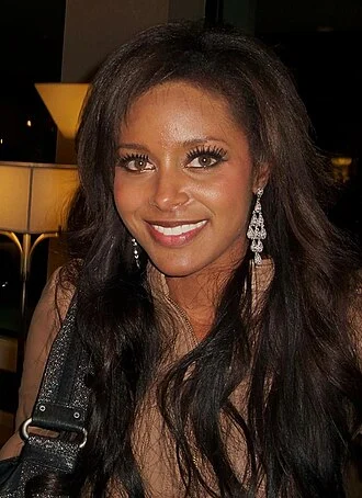Brandi Rhodes height profile photo