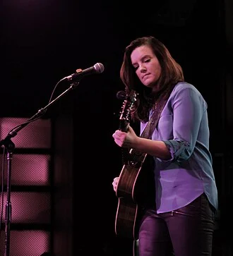 Brandy Clark height profile photo