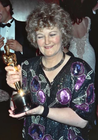 Brenda Fricker height profile photo