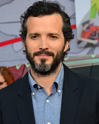 Bret McKenzie height profile photo