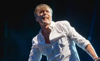 Brett Anderson height profile photo