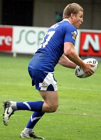 Brett Finch height profile photo