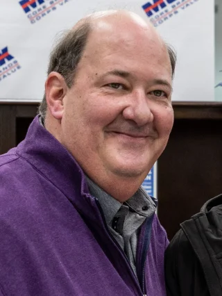 Brian Baumgartner height profile photo