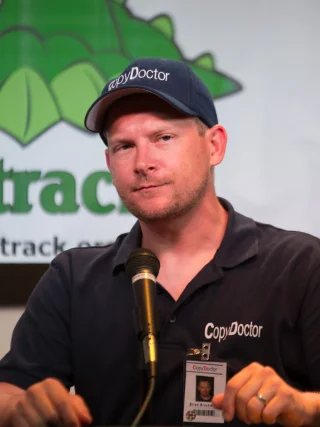 Brian Brushwood height profile photo