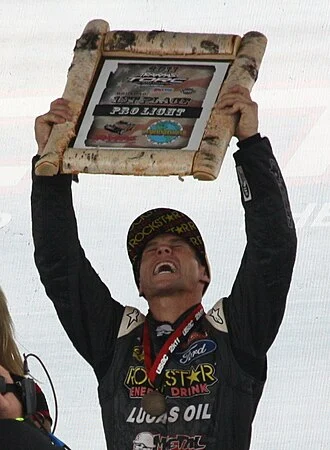 Brian Deegan height profile photo