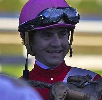 Brian Hernandez Jr. height profile photo
