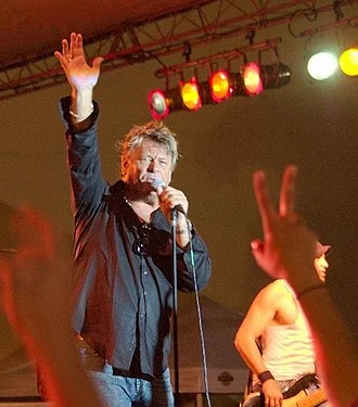 Brian Howe (singer) height profile photo