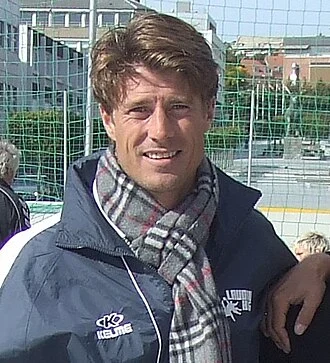 Brian Laudrup height profile photo