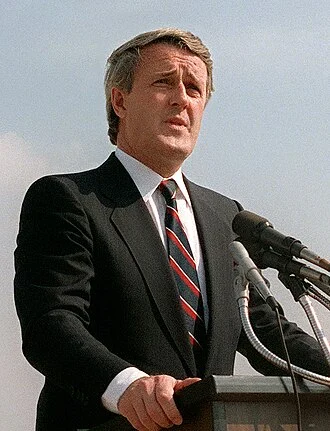 Brian Mulroney height profile photo