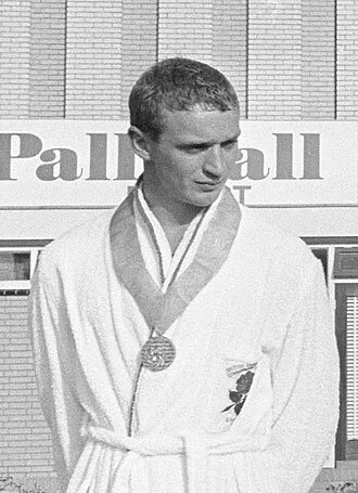 Brian Phelps (diver) height profile photo