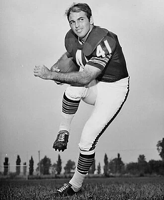 Brian Piccolo height profile photo