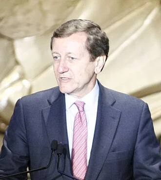 Brian Ross (journalist) height profile photo
