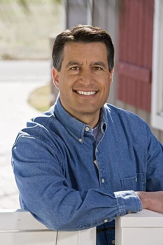 Brian Sandoval height profile photo