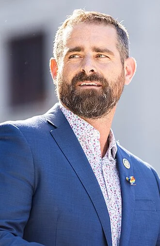 Brian Sims height profile photo